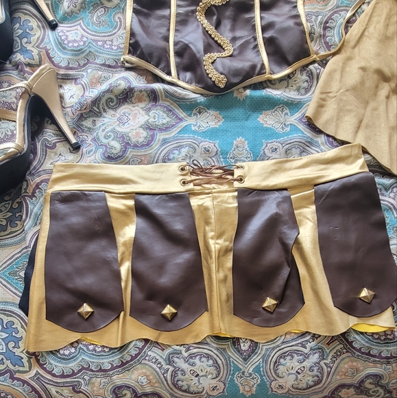 Warrior girl Costume - Picture 5 of 9